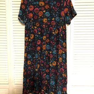 LuLaRoe Carly Hi-Lo dress Size M